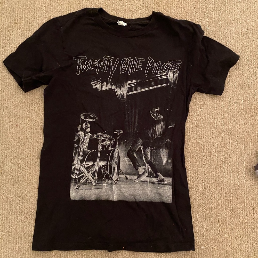 Twenty one pilots shirt from hot topic